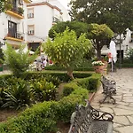 Plaza De Flores By Interhome Estepona