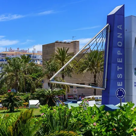 Plaza De Flores By Interhome דירה אסטפונה