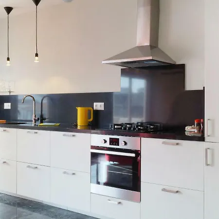 Plaza De Flores By Interhome *