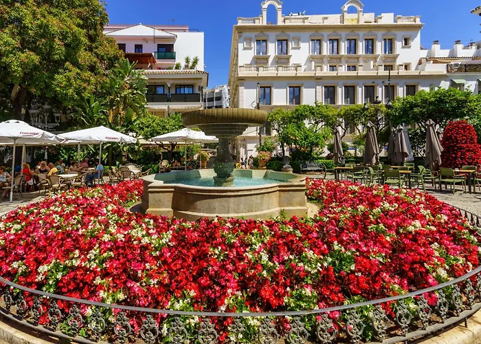 Plaza De Flores By Interhome Apartamento Estepona