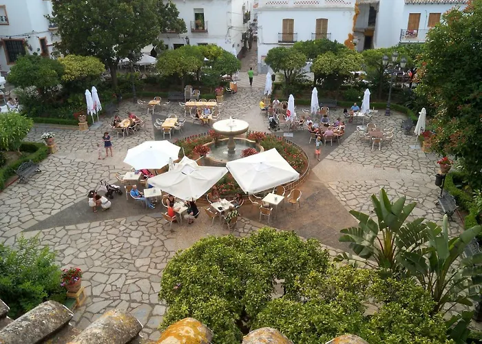 Plaza De Flores By Interhome Estepona