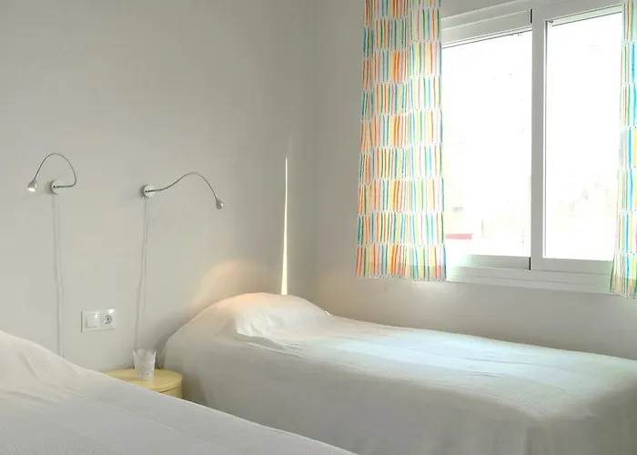 Plaza De Flores By Interhome Apartman